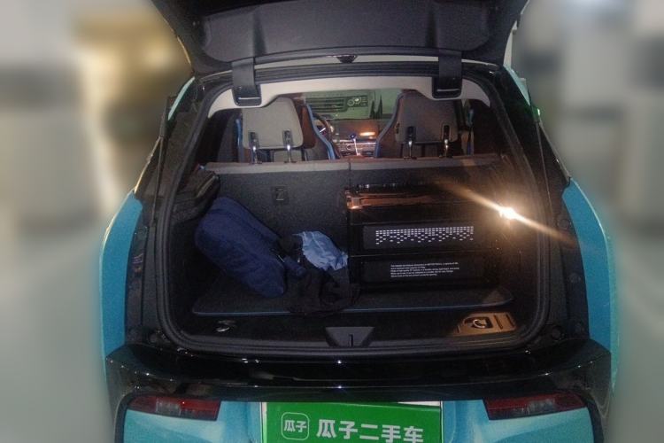 Used BMW i3 2019 Fast Charging Edition Trunk