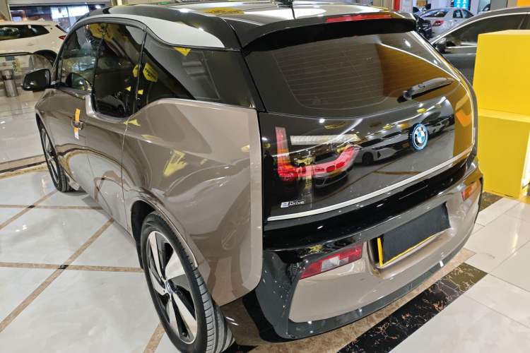 Used BMW i3 2019 Fast Charging Edition Exterior 3