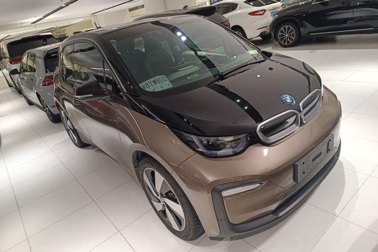 Used BMW i3 2019 Fast Charging Edition Front Right 45 Deg