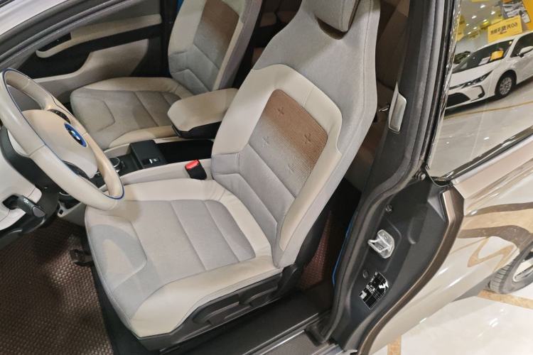 Used BMW i3 2019 Fast Charging Edition Left Front Seat