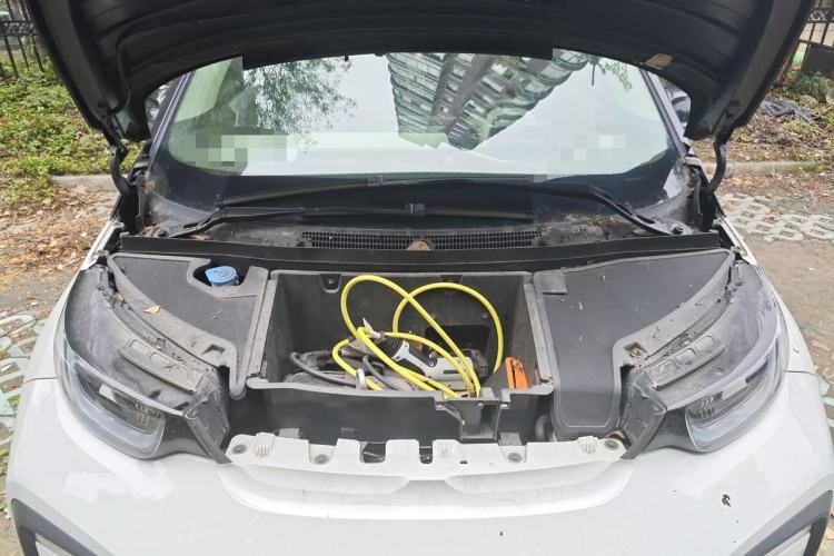 Used BMW i3 2019 Fast Charging Edition Engine Bay