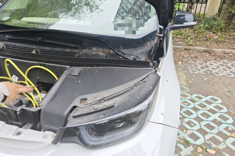 Used BMW i3 2019 Fast Charging Edition Engine Bay Left