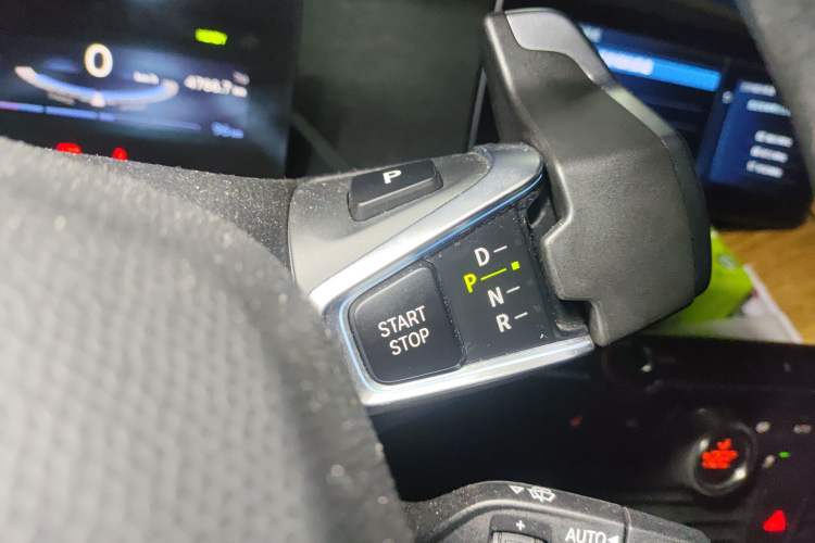 Used BMW i3 2019 Fast Charging Edition Gear Lever