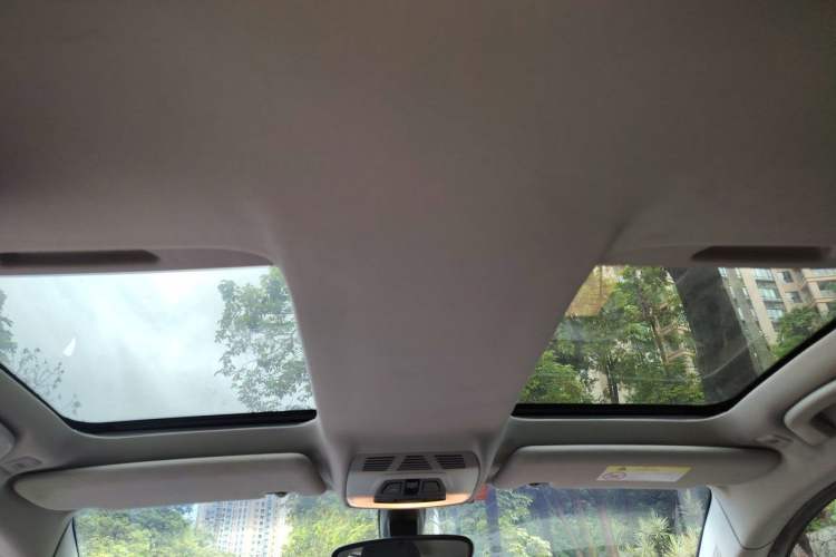 Used BMW i3 2019 Fast Charging Edition Headliner