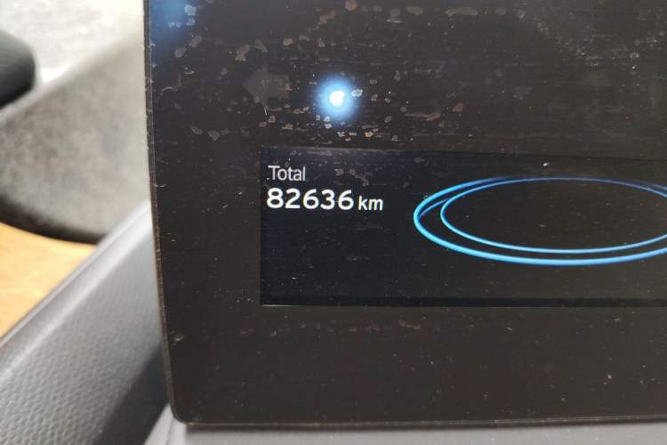 Used BMW i3 2019 Fast Charging Edition Odometer Close Up