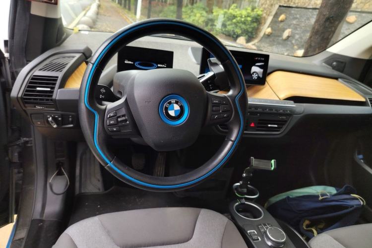 Used BMW i3 2019 Fast Charging Edition Steering Wheel