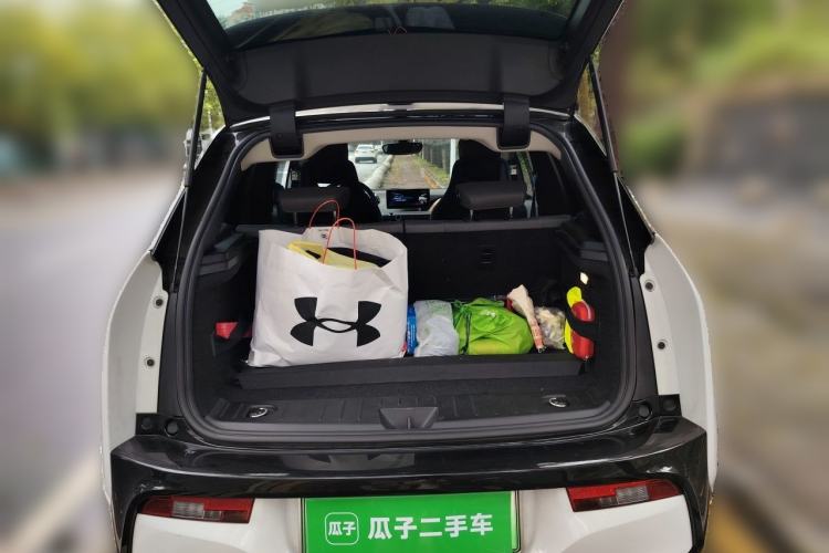 Used BMW i3 2019 Fast Charging Edition Trunk