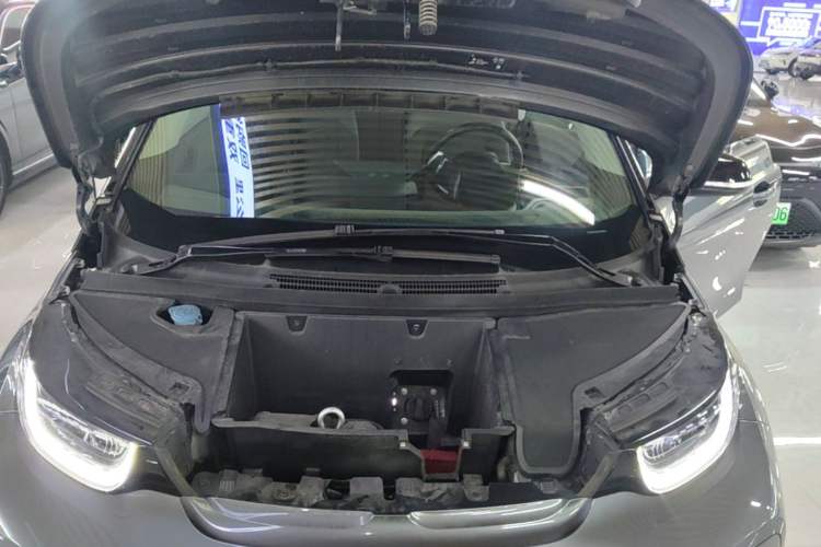 Used BMW i3 2019 Fast Charging Edition Engine Bay