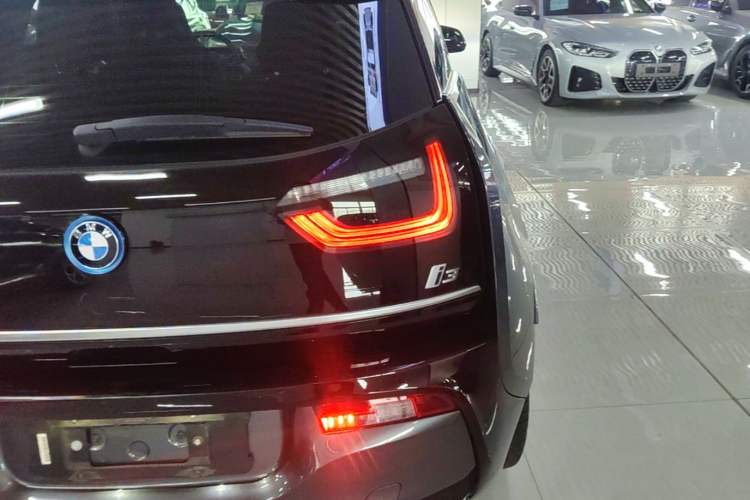 Used BMW i3 2019 Fast Charging Edition Right Rear Taillight