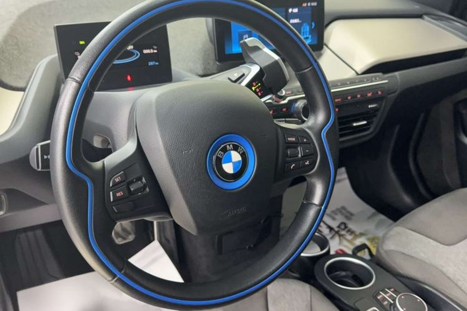 Used BMW i3 2019 Fast Charging Edition Steering Wheel