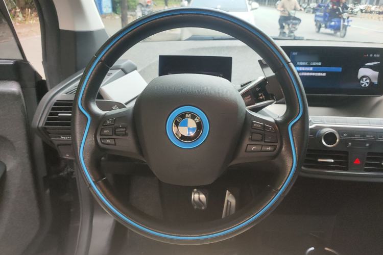Used BMW i3 2019 Fast Charging Edition Steering Wheel