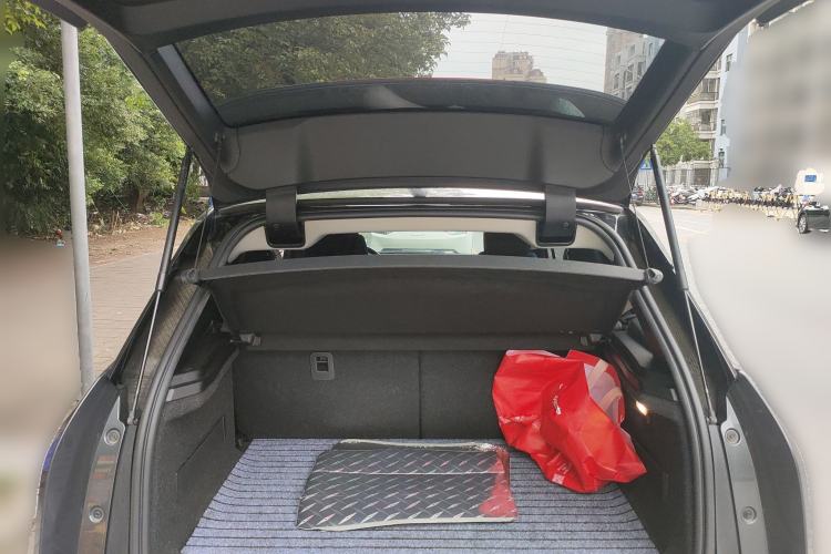 Used BMW i3 2019 Fast Charging Edition Trunk
