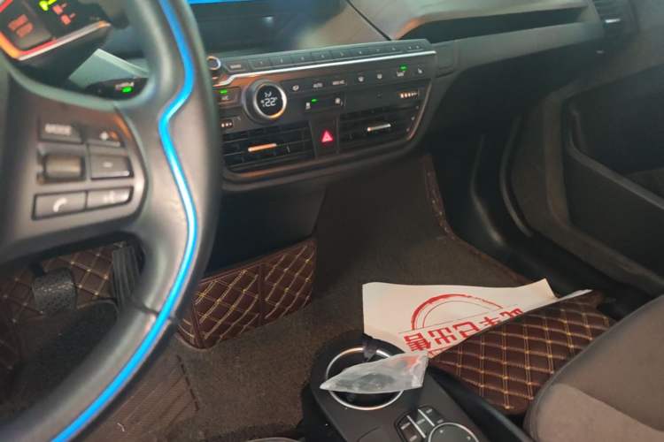 Used BMW i3 2019 Fast Charging Edition Audio And AC Panel