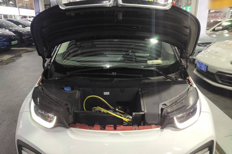 Used BMW i3 2019 Fast Charging Edition Engine Bay