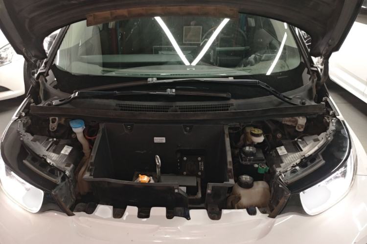 Used BMW i3 2019 Fast Charging Edition Engine Bay