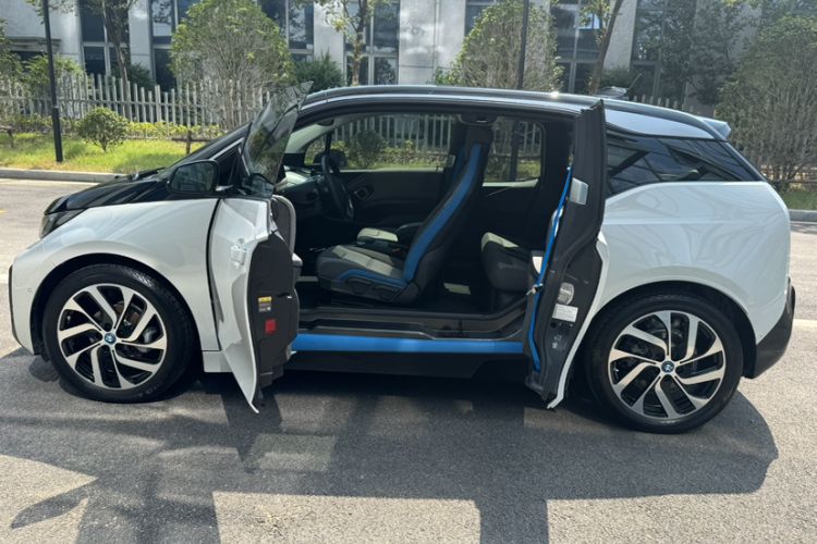 Used BMW i3 2019 Fast Charging Edition Exterior 11