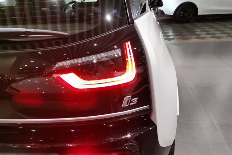 Used BMW i3 2019 Fast Charging Edition Exterior 6