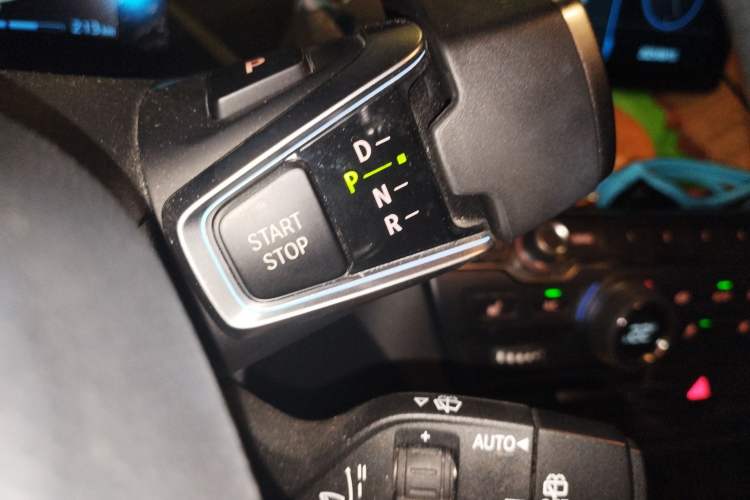 Used BMW i3 2019 Fast Charging Edition Gear Lever