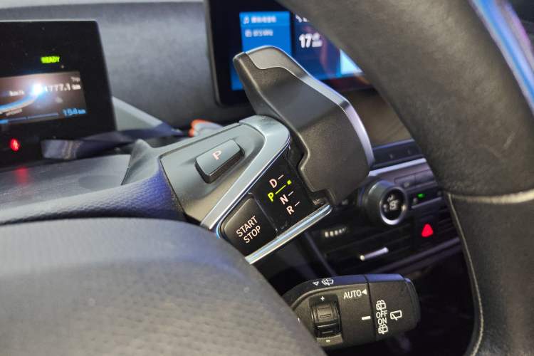 Used BMW i3 2019 Fast Charging Edition Gear Lever