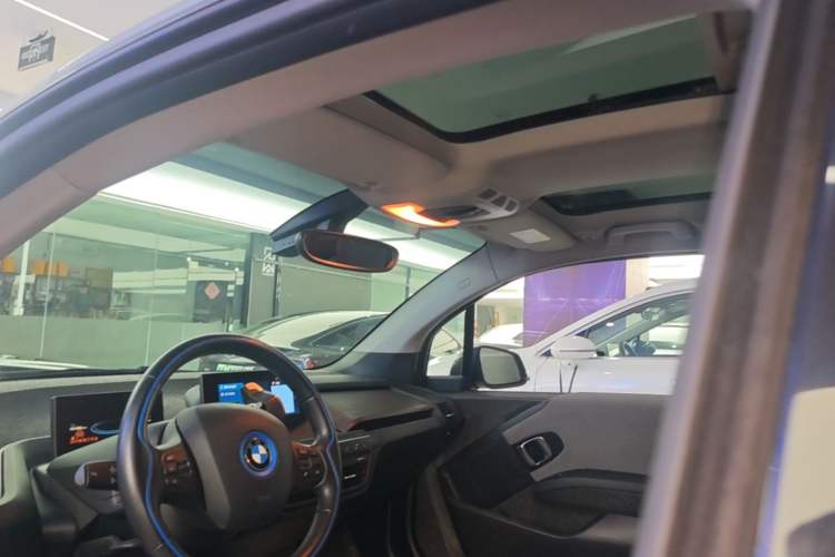 Used BMW i3 2019 Fast Charging Edition Headliner