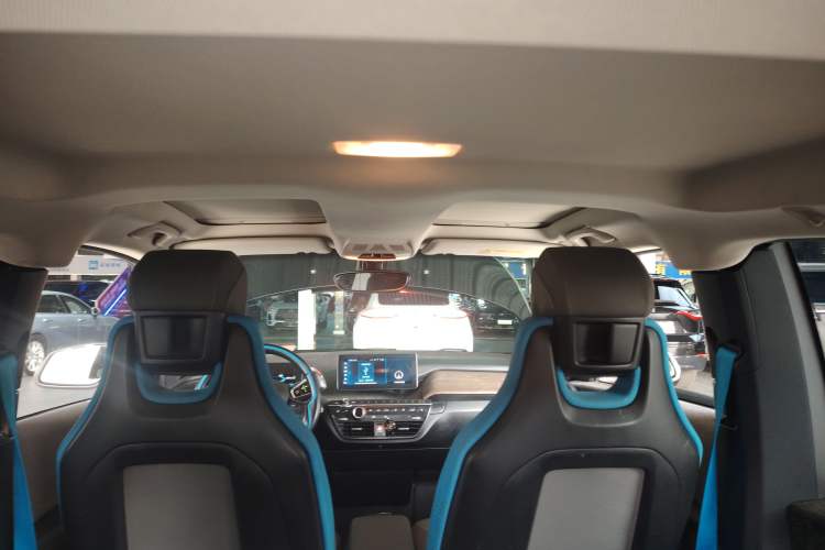Used BMW i3 2019 Fast Charging Edition Headliner