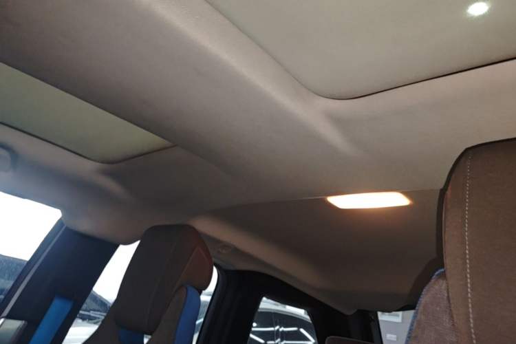 Used BMW i3 2019 Fast Charging Edition Headliner