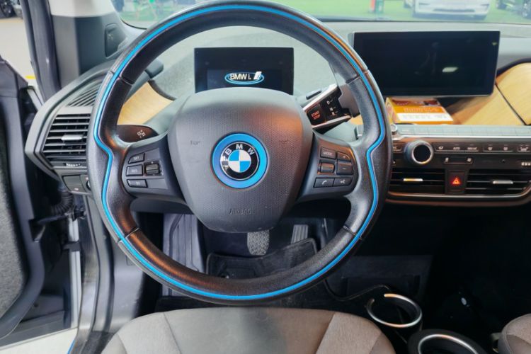 Used BMW i3 2019 Fast Charging Edition Interior 10