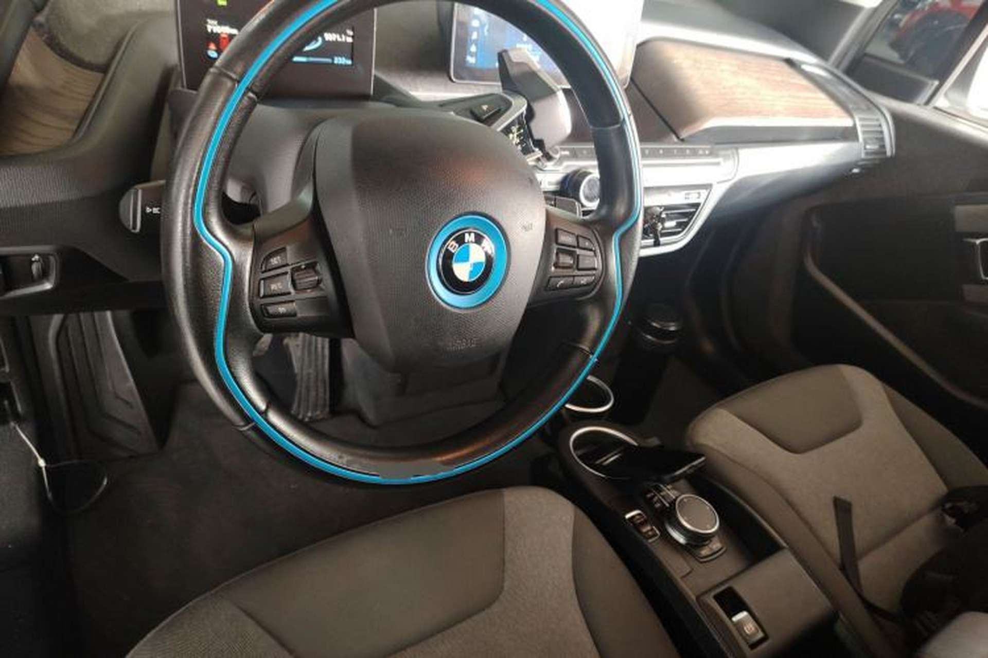 Used BMW i3 2019 Fast Charging Edition Interior 2