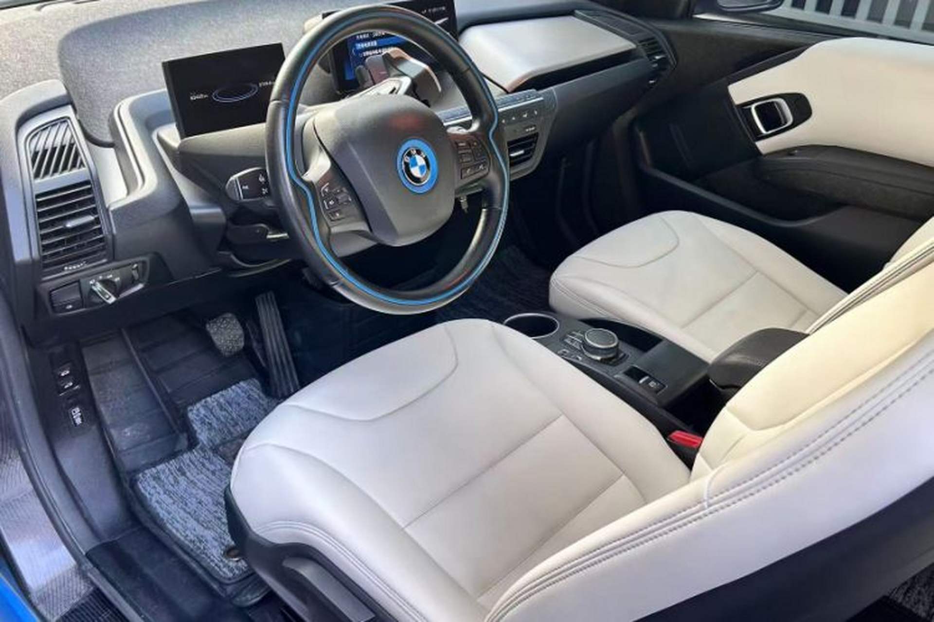 Used BMW i3 2019 Fast Charging Edition Interior 5