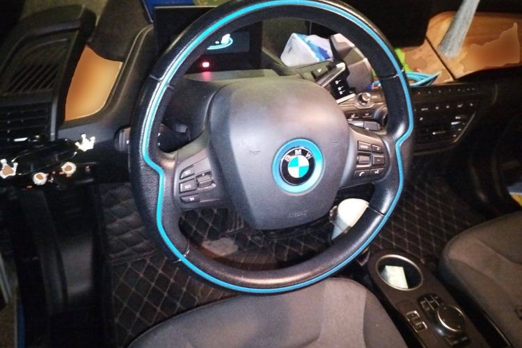Used BMW i3 2019 Fast Charging Edition Steering Wheel