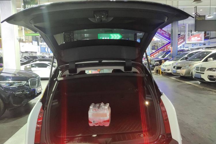 Used BMW i3 2019 Fast Charging Edition Trunk