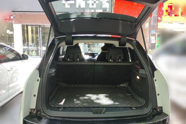 Used BMW i3 2019 Fast Charging Edition Trunk