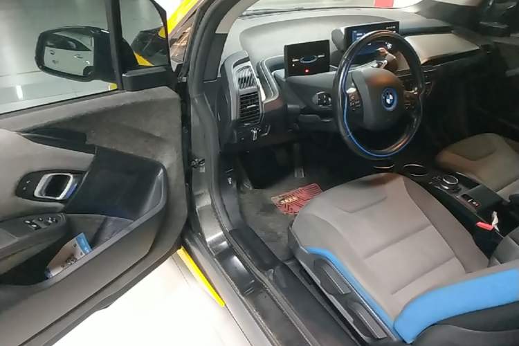 Used BMW i3 2019 Fast Charging Edition Driver Seat