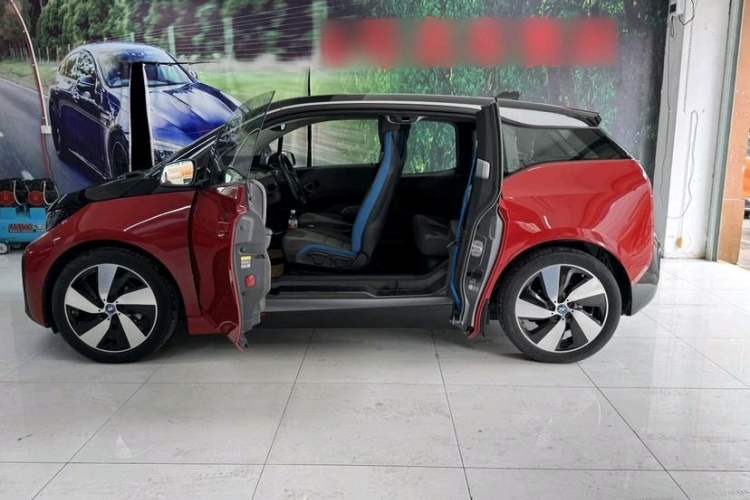 Used BMW i3 2020 Fast Charging and Smooth Driving Edition Exterior 4