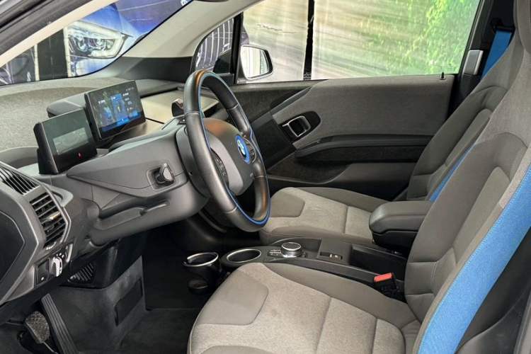 Used BMW i3 2020 Fast Charging and Smooth Driving Edition Interior 2