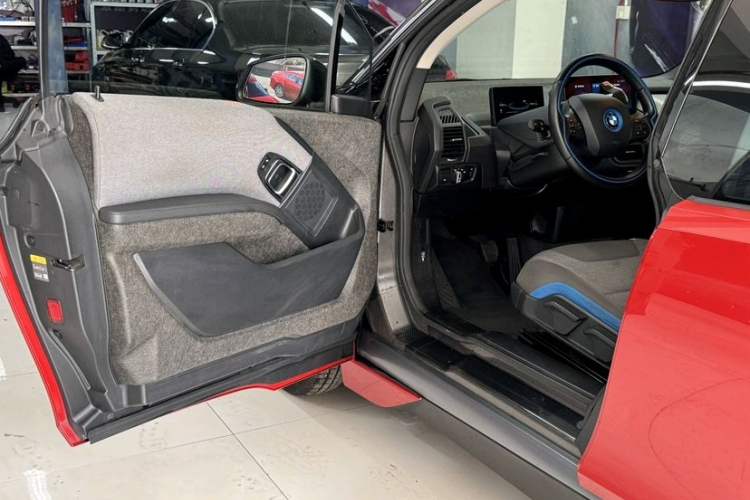 Used BMW i3 2020 Fast Charging and Smooth Driving Edition Interior 3
