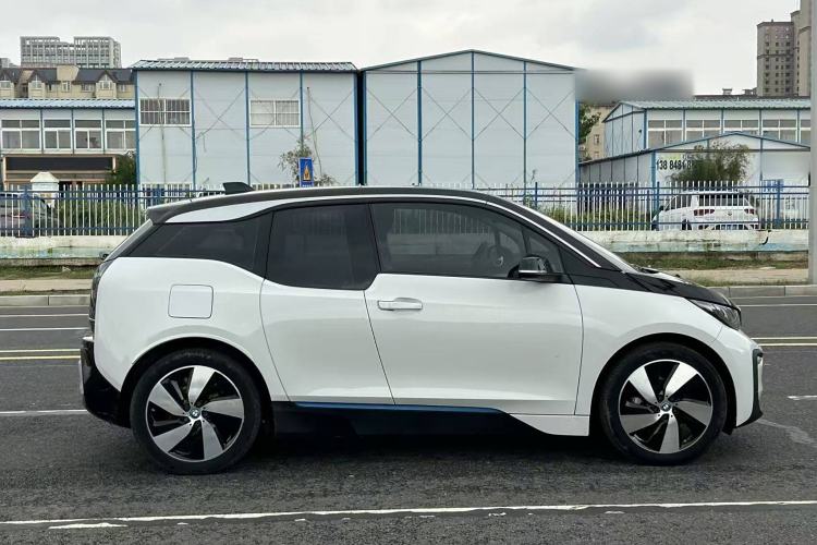 Used BMW i3 2020 Fast Charging and Smooth Driving Edition Exterior 3