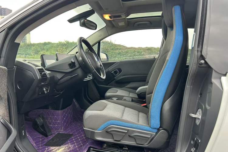 Used BMW i3 2020 Fast Charging and Smooth Driving Edition Interior 4