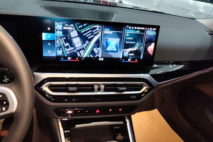 Used BMW i3 2022 eDrive 35 L Audio And AC Panel