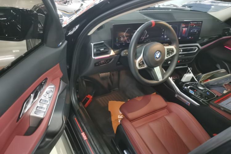 Used BMW i3 2022 eDrive 35 L Driver Seat