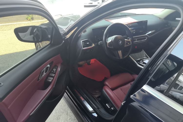 Used BMW i3 2022 eDrive 35 L Driver Seat