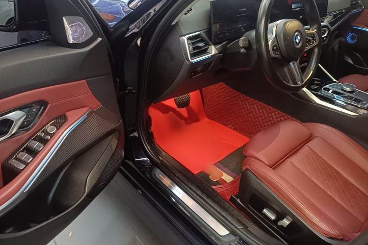 Used BMW i3 2022 eDrive 35 L Driver Seat
