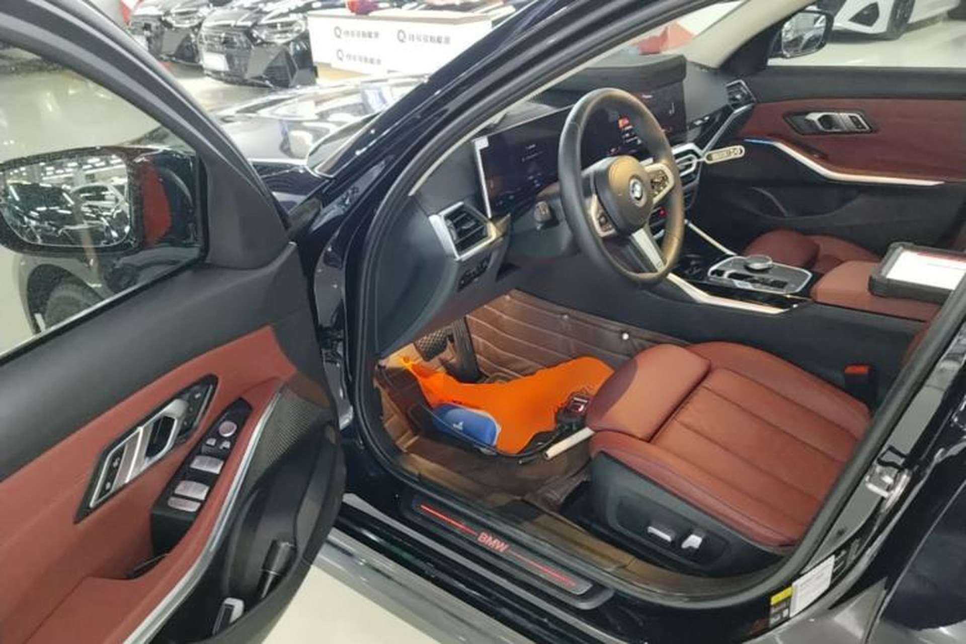 Used BMW i3 2022 eDrive 35 L Driver Seat