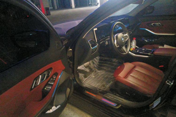 Used BMW i3 2022 eDrive 35 L Driver Seat