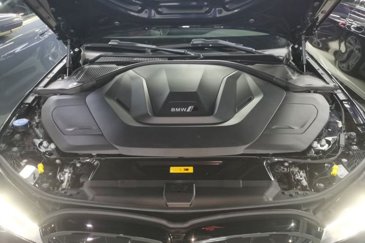 Used BMW i3 2022 eDrive 35 L Engine Bay