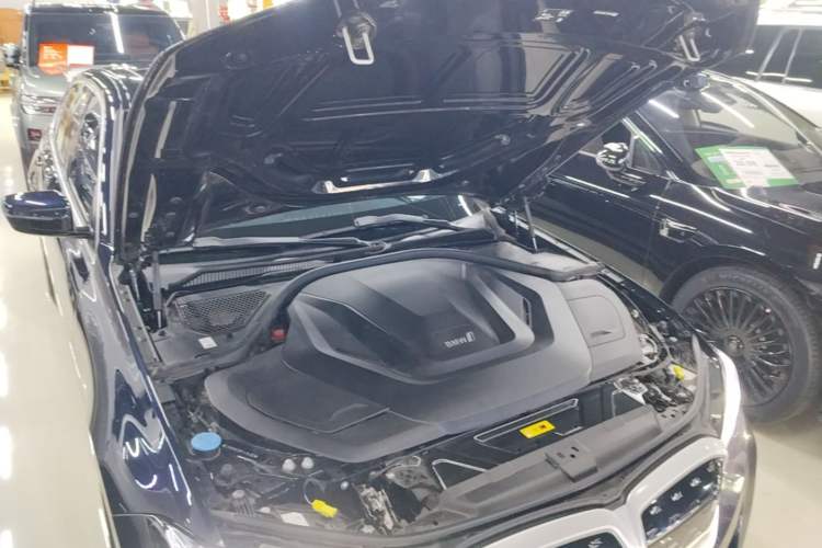 Used BMW i3 2022 eDrive 35 L Engine Bay