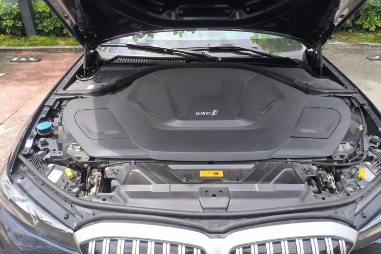 Used BMW i3 2022 eDrive 35 L Engine Bay