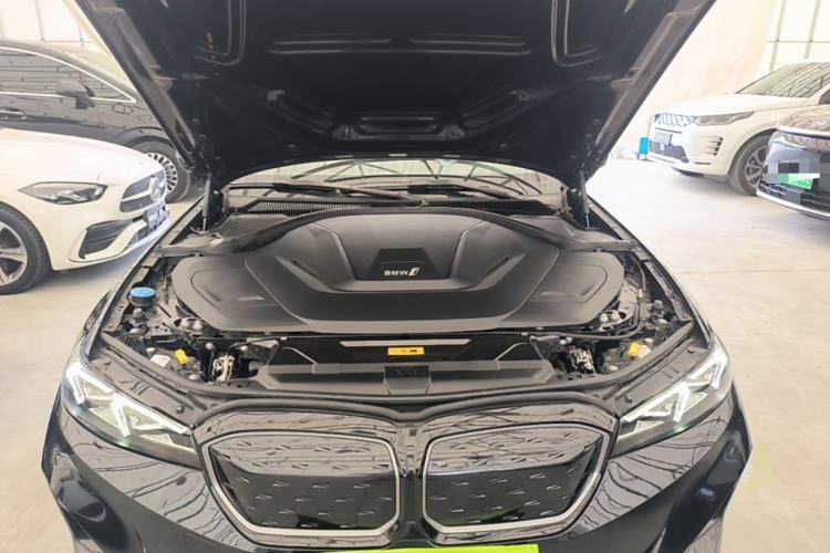 Used BMW i3 2022 eDrive 35 L Engine Bay