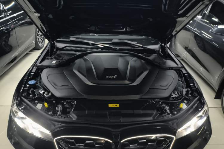 Used BMW i3 2022 eDrive 35 L Engine Bay
