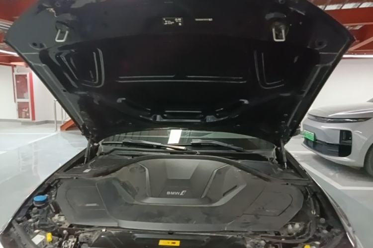 Used BMW i3 2022 eDrive 35 L Engine Bay